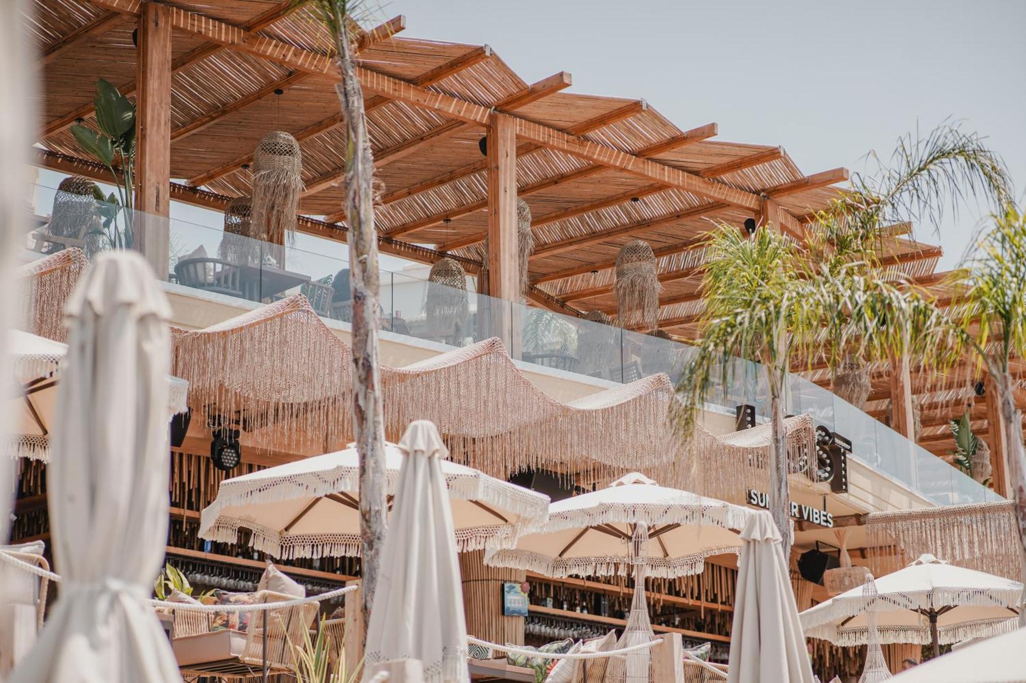 סרנדה Lost Seaside Hotel מראה חיצוני תמונה